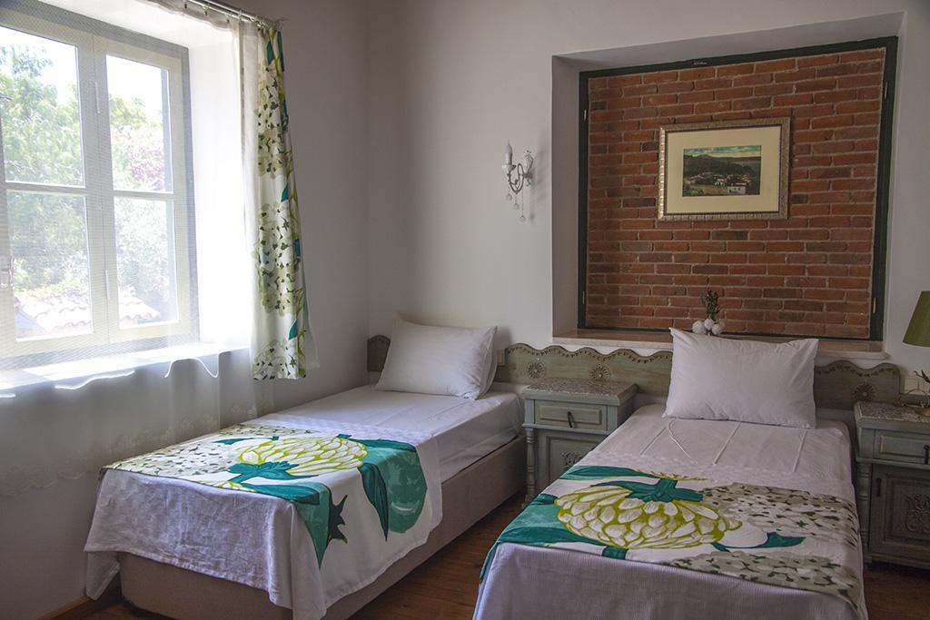 Dalyan Butik Otel Hayat Bahcesi Ayvalik Bagian luar foto